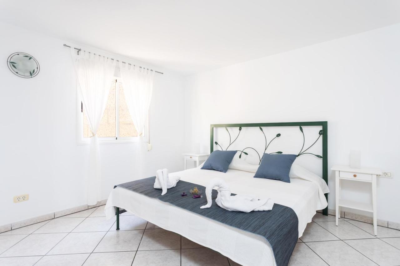 Casa Naranja - Heated Pool - Bbq - Terrace - Free Wifi - Child & Pet-friendly - 3 Bedrooms - 6 People Poris de Abona
