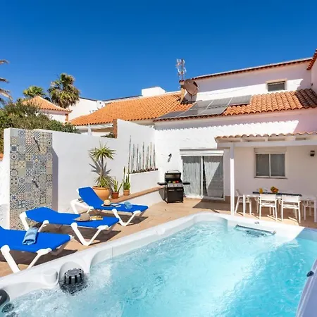 Casa Naranja: Family-Friendly Villa with Heated Pool and BBQ Poris de Abona Exterior photo